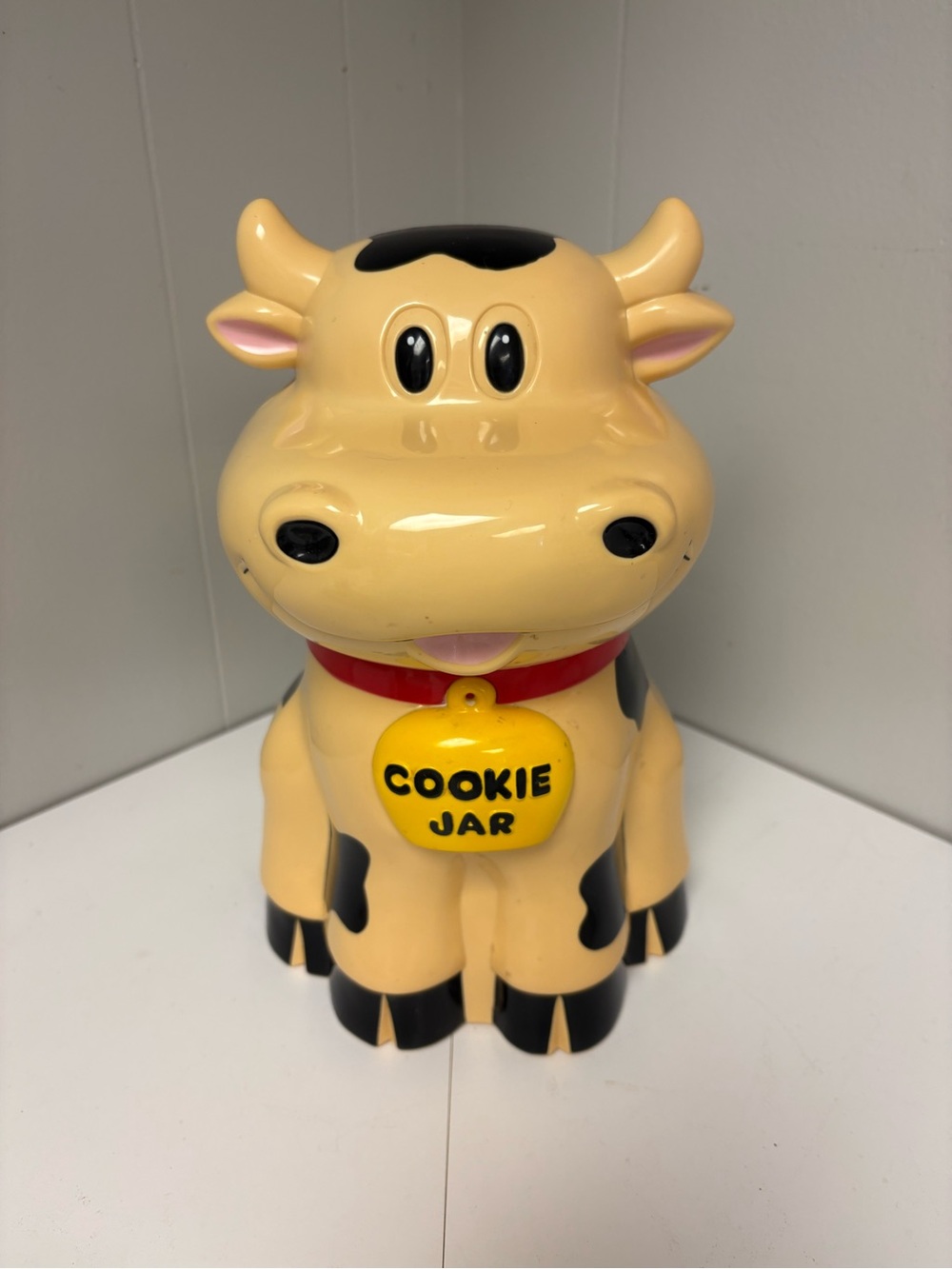 1992 Mooing Cow Cookie Jar by Fun-Demental Too LTD Hard Plastic 2A Batteries 10”